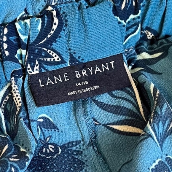 Lane Bryant Blue Floral Skirt with Elastic Waist and Pockets Size 14/16 NWOT - Picture 7 of 9